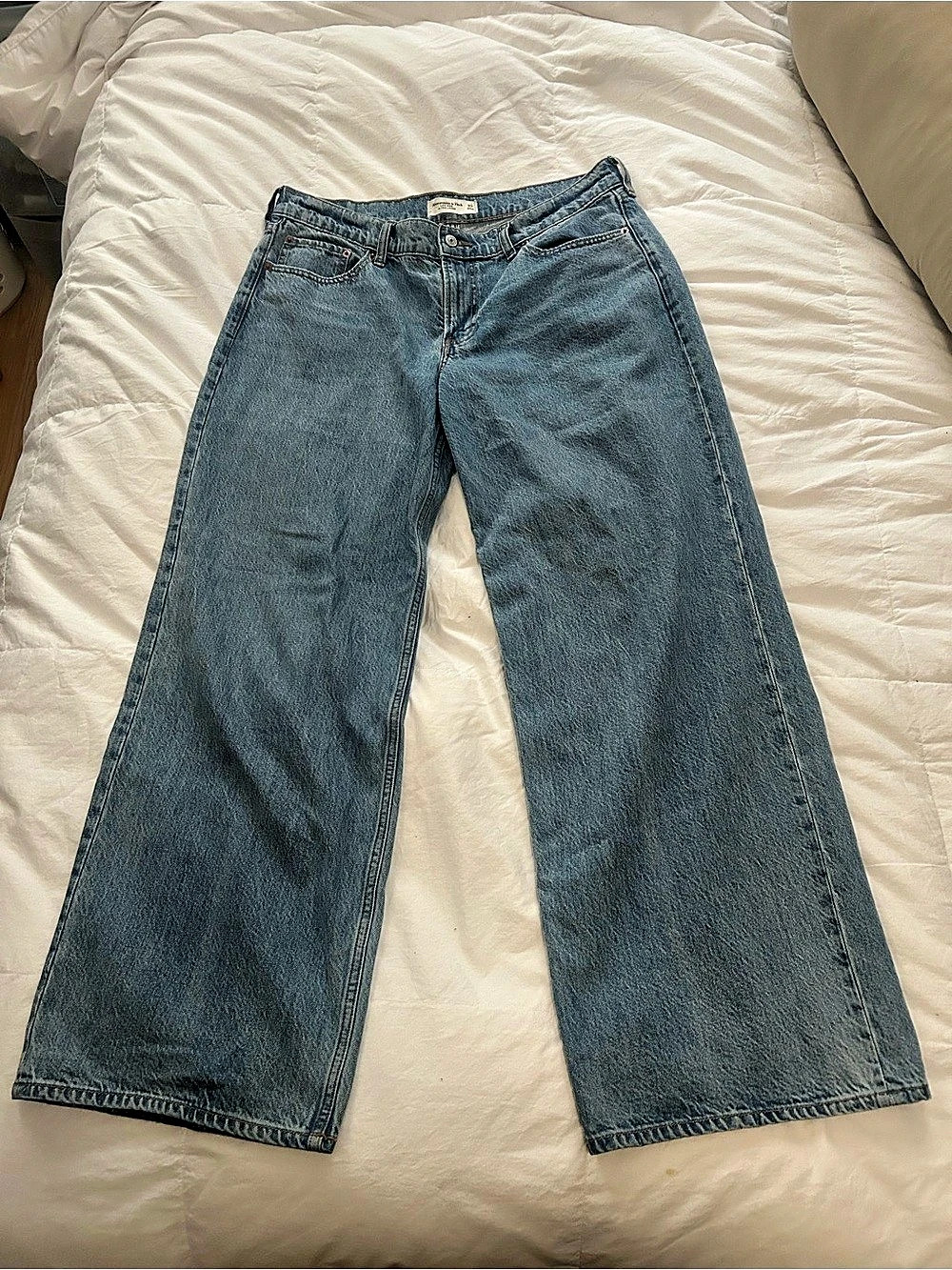 Abercrombie & Fitch Low Rise Ultra Loose Jean Blue Waist 29